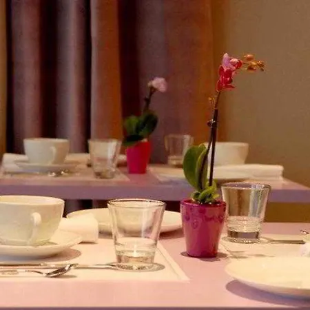 拉布雷奇贝斯特韦斯特酒店 酒店 尼奥尔