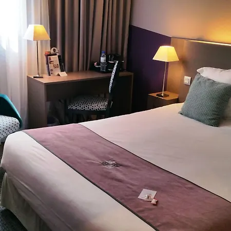 מלון Western De La Breche 4*