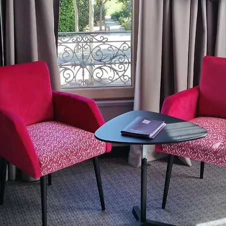 Western De La Breche Hotel 4*