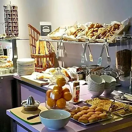 Western De La Breche Hotel