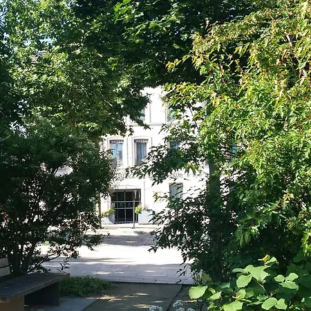 Western De La Breche فندق 4*
