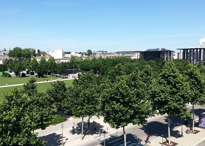 Western De La Breche Niort