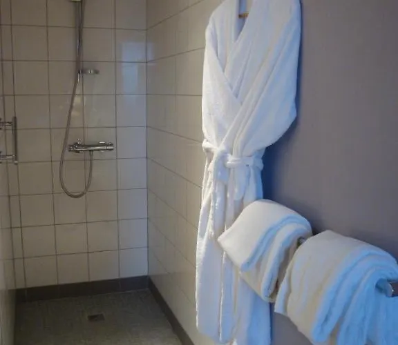 Hotel Western De La Breche