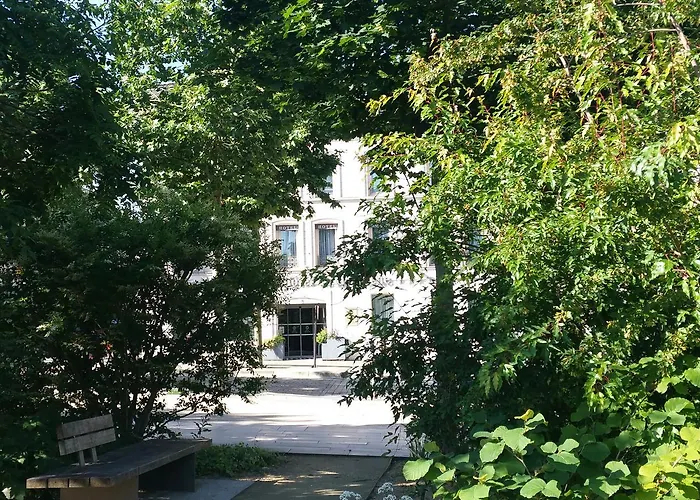 Western De La Breche Hotel 4*